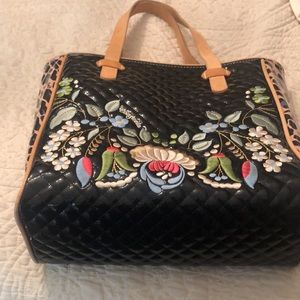 Consuela Classic Tote Ezzy